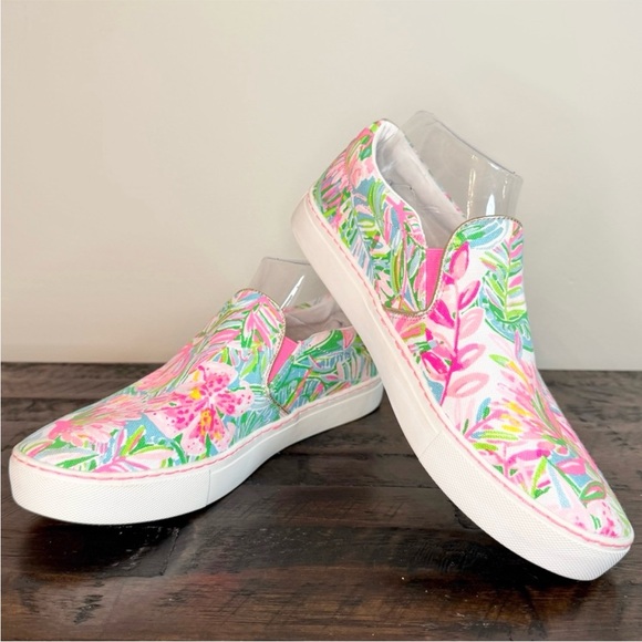 Lilly Pulitzer Shoes - Lilly Pulitzer Julie Slip On Canvas Sneaker Size 8.5 Pop Up Lilly of the Jungle